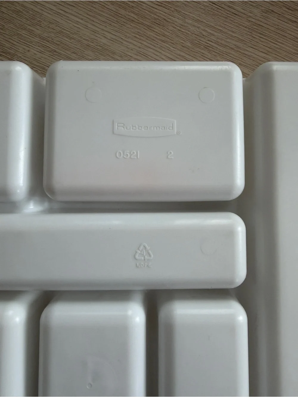 Rubbermaid Vintage White Utensil Tray Organizer 7 Compartment #0521 2 11.5 x 16”